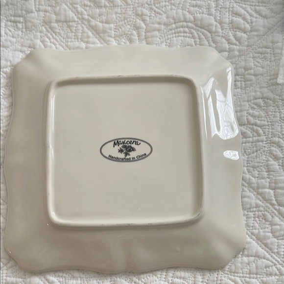 Charming Rabbit Design Decorative Plate - Picture 2 of 3